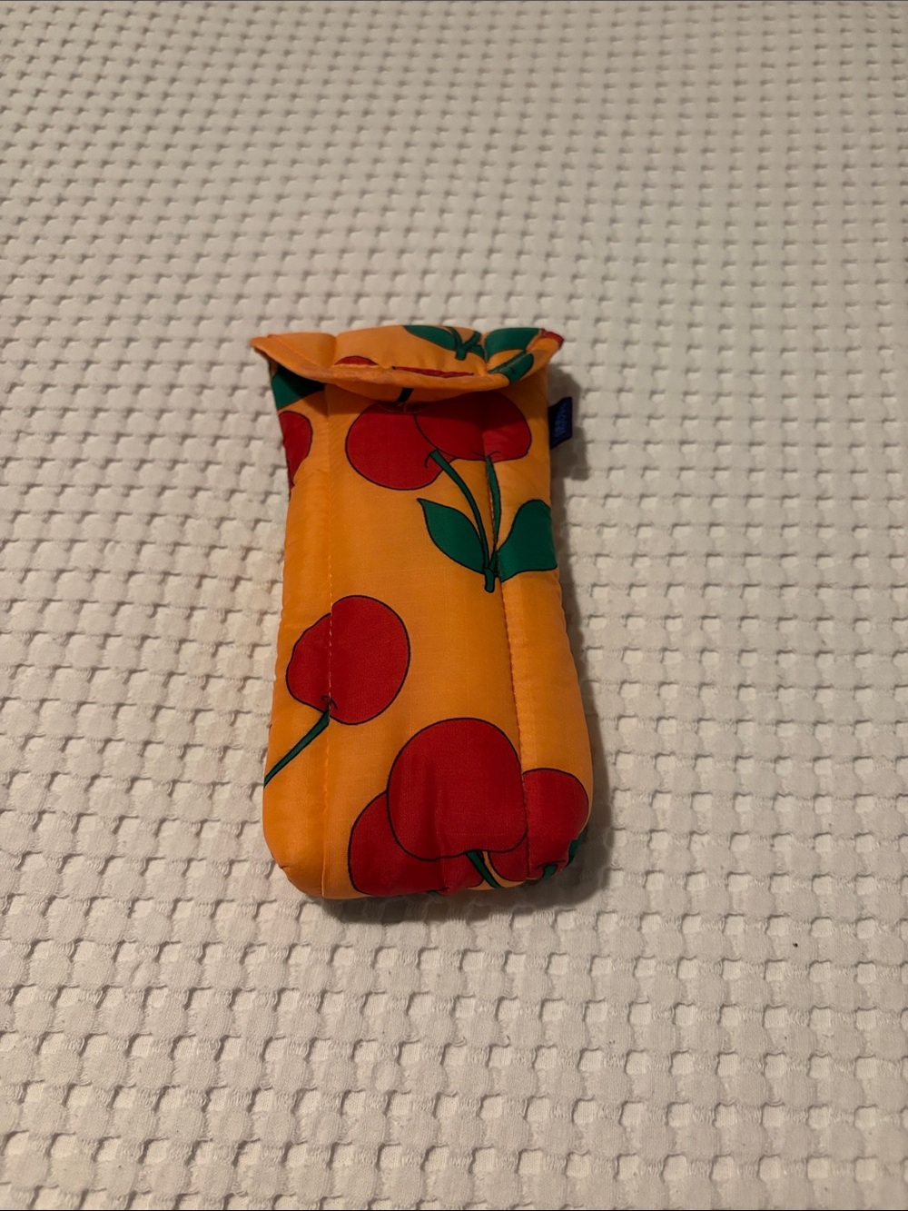 Puffy Glasses case in Sherbert Cherry
